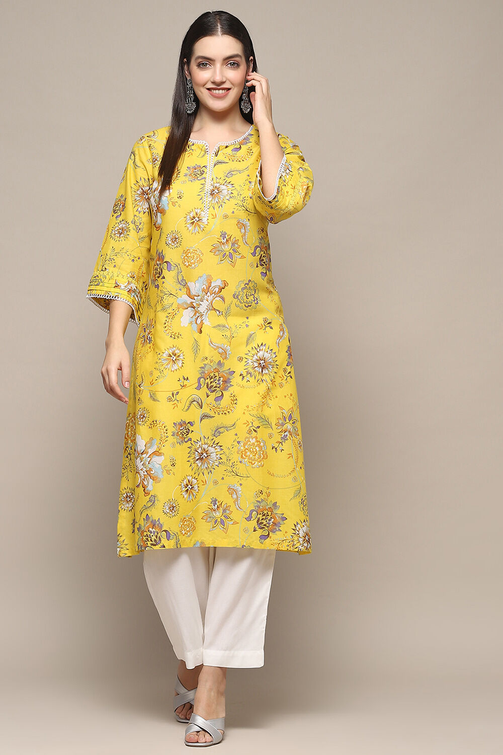 Yellow Cotton Floral Printed Straight Kurta image number 5