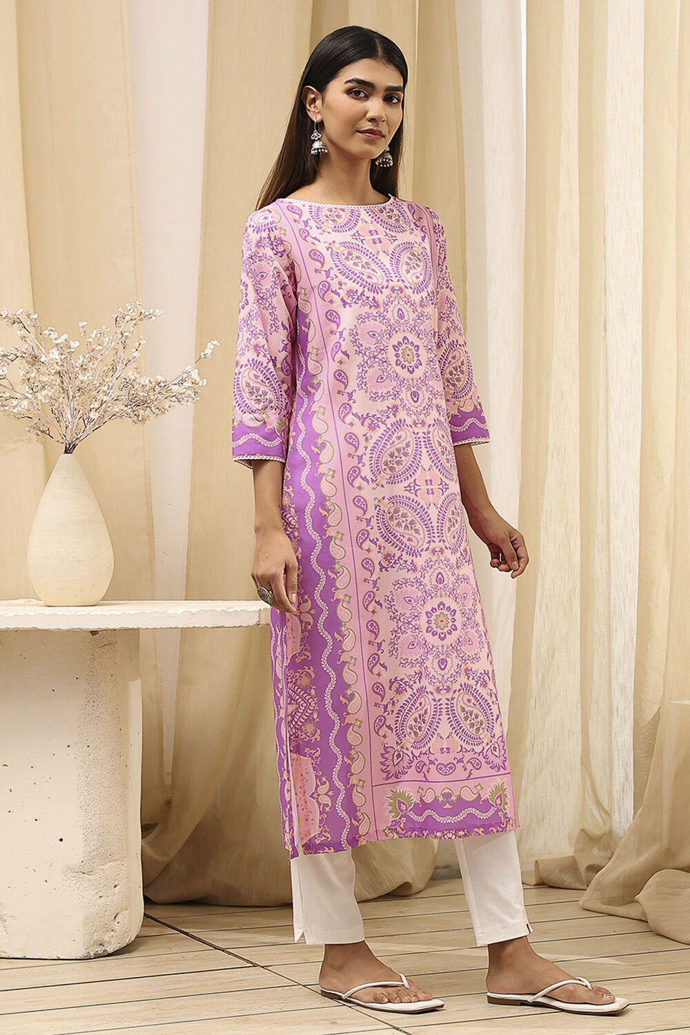 Blue and White Cotton Printed Straight Kurta image number 3