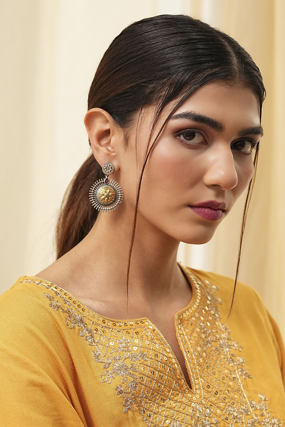 Oxidised Gold Brass Danglers image number 3