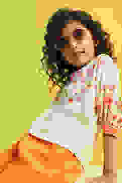 Off-White Floral Printed Top image number 0