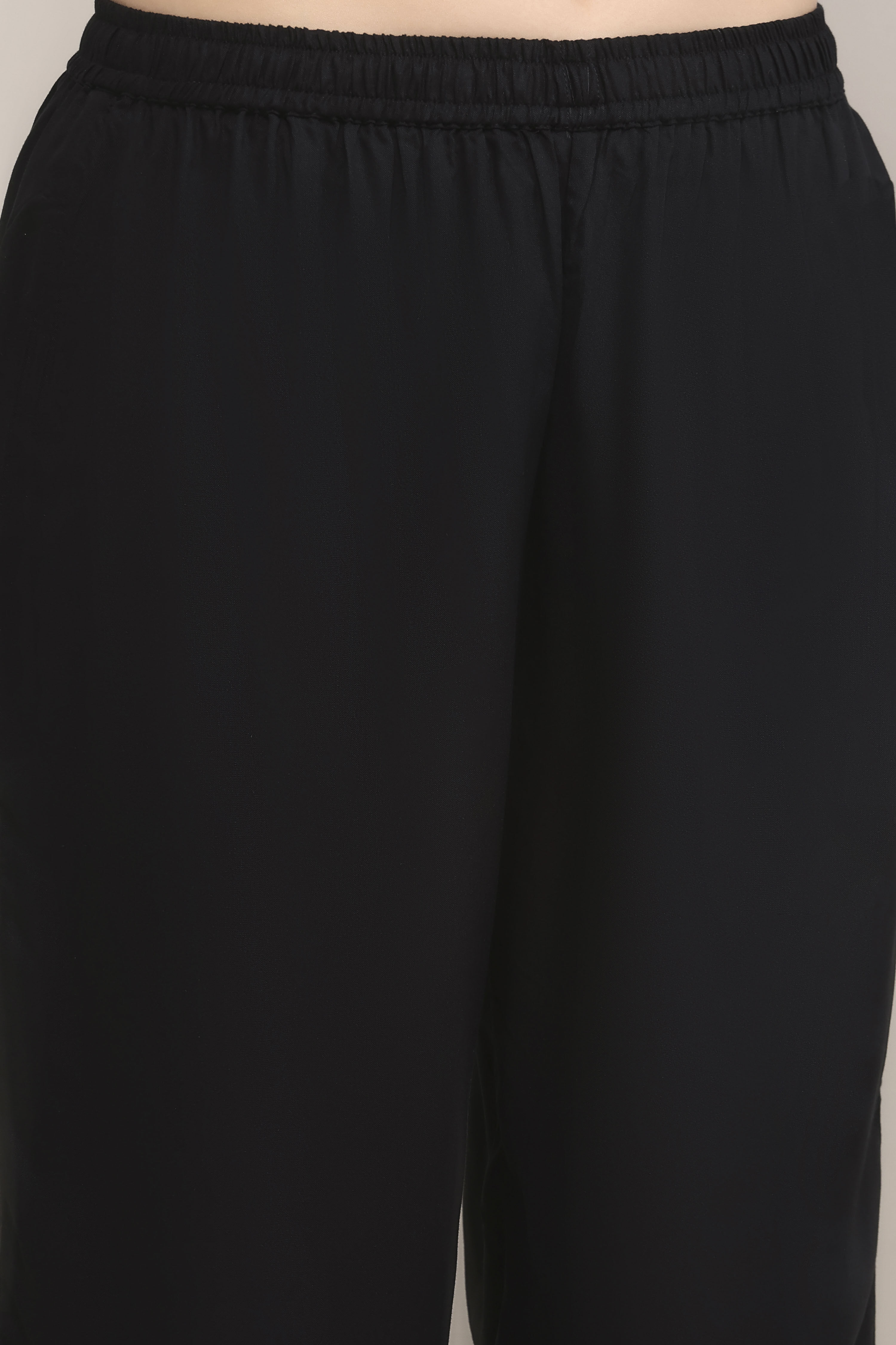 Black and White Printed Straight Suit Set image number 2