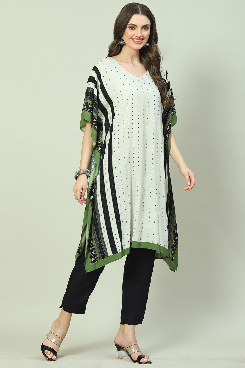 Mud Navy Rayaon Straight Kurta Regular Pant Suit Set image number 5