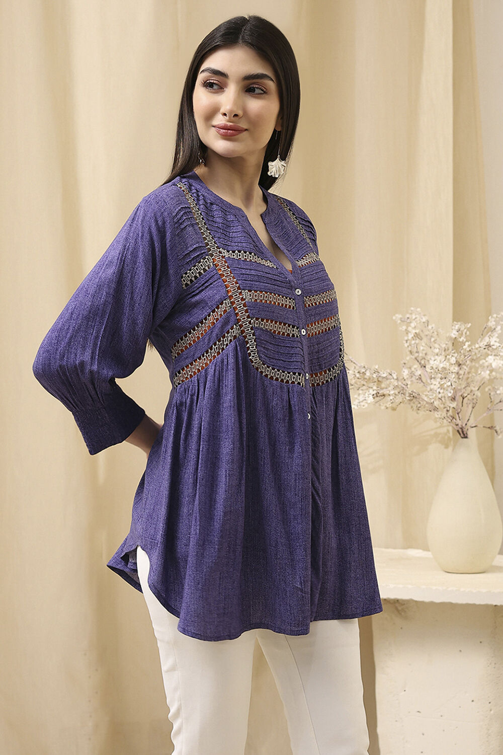 Blue Printed Straight Short Kurta image number 3