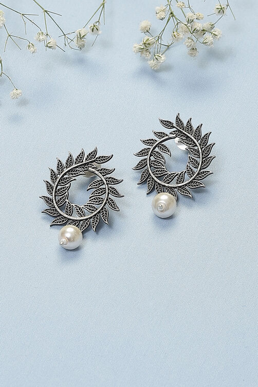 Silver Oxidised Studs image number 0