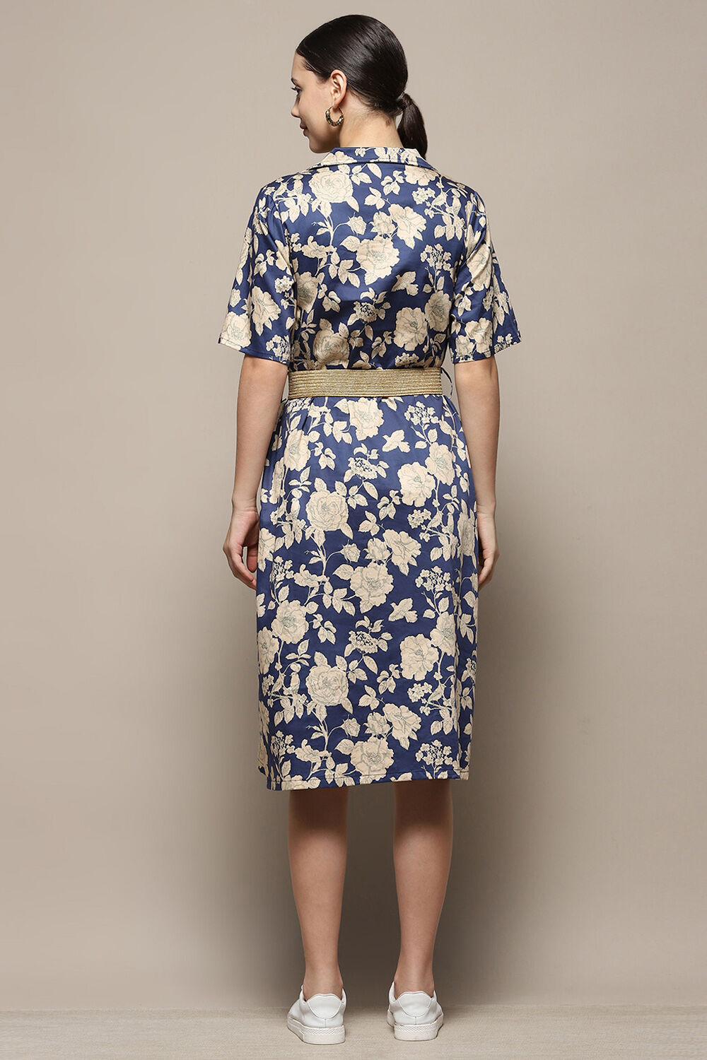 Dark Green Pure Cotton Floral Printed Straight Dress image number 4