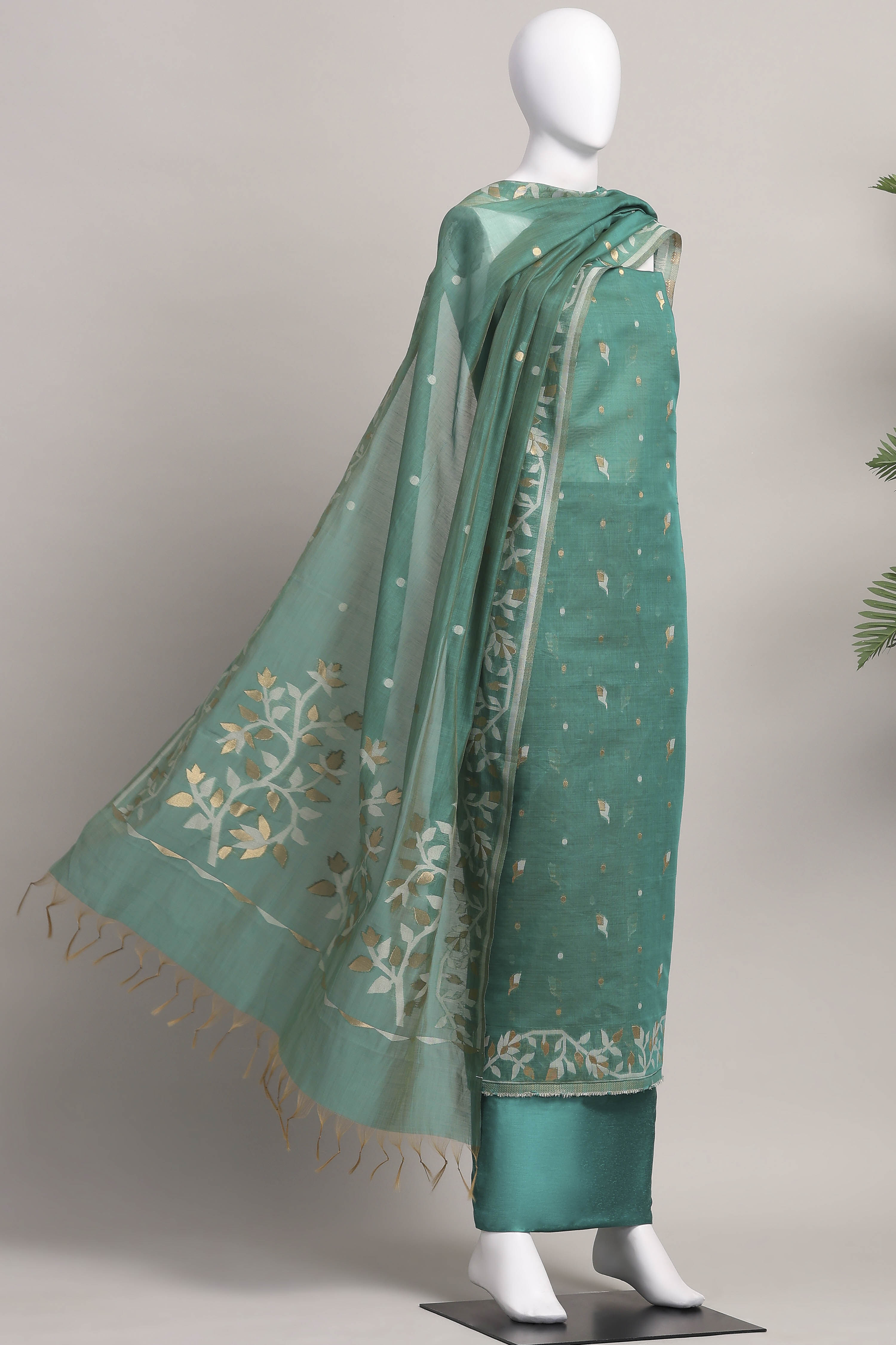 Green Cotton Jamdani Unstitched Suit Set image number 4