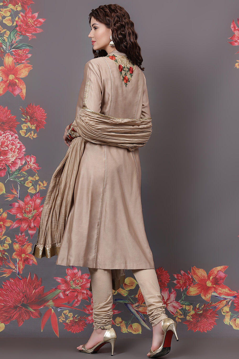 Beige Silk & Cotton Flared Kurta Suit Set image number 5