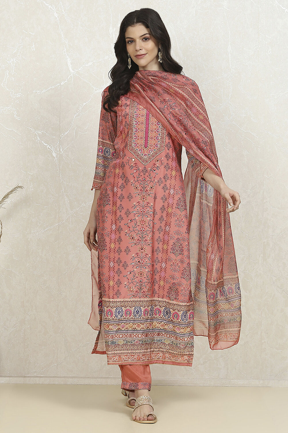 Pink Crepe Printed Unstitched Suit Set image number 1