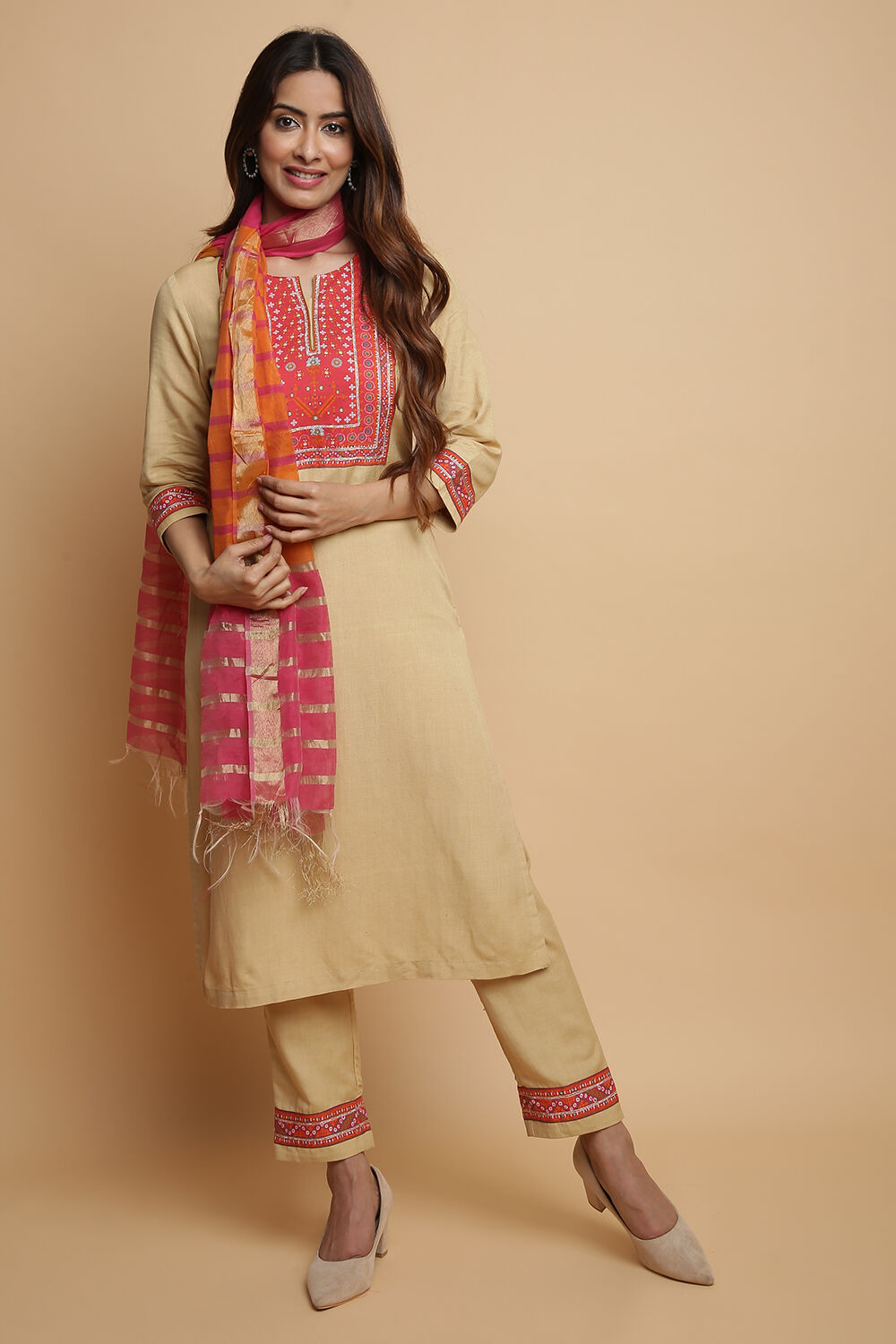 Beige Rayon Straight Kurta Regular Pant Suit Set image number 4