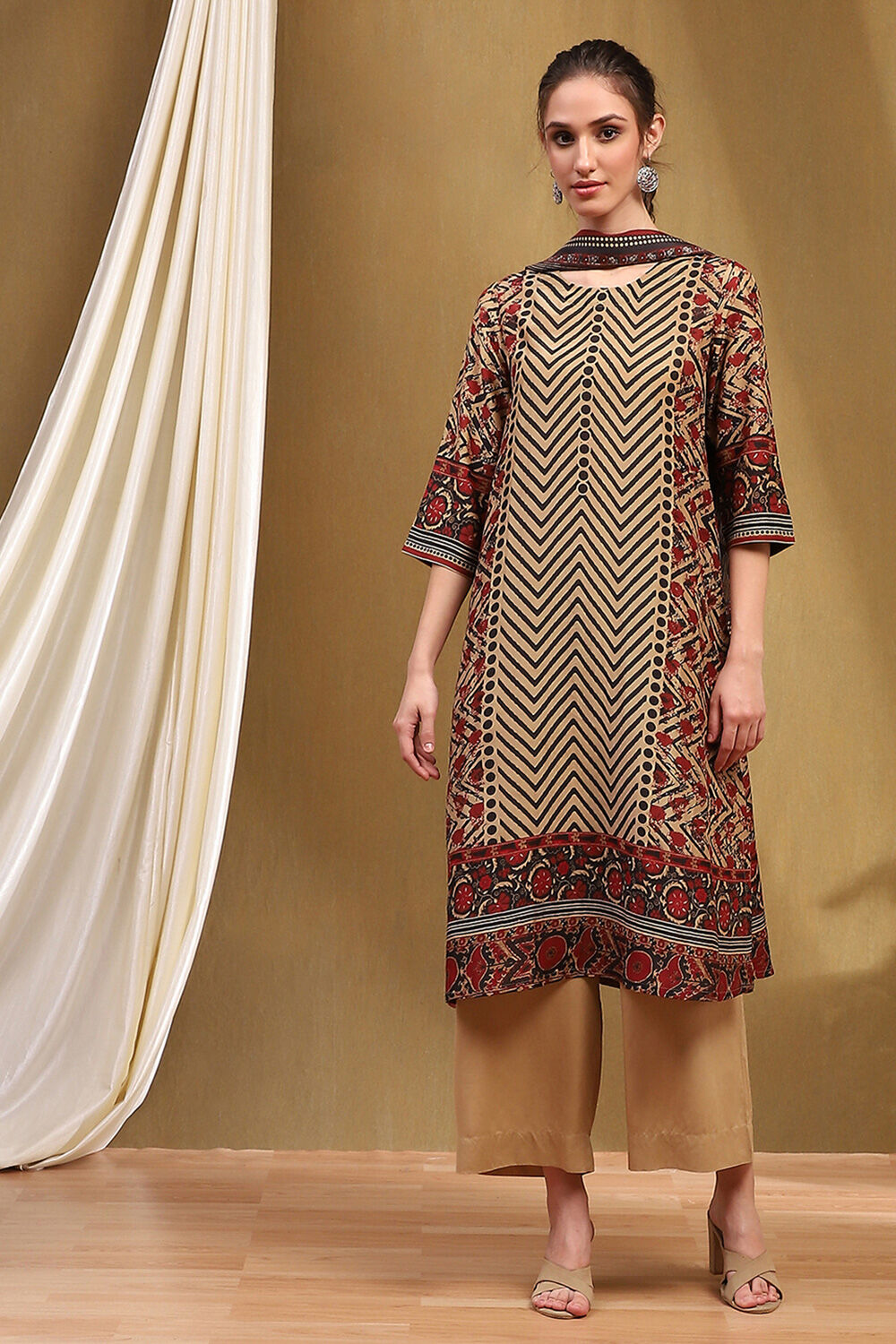 Blue Modal Geometric Printed Straight Suit Set image number 5