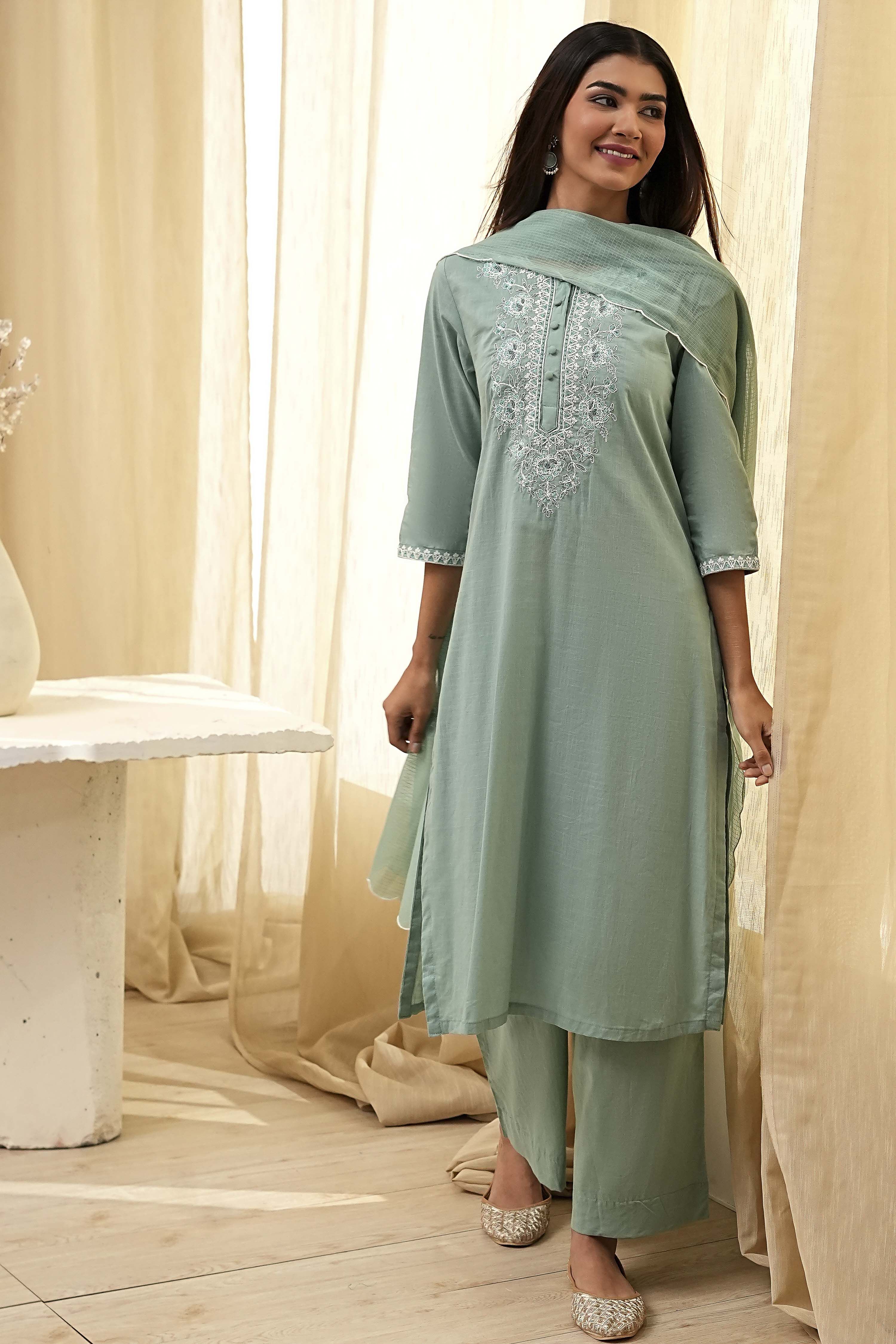 Green Pure Cotton Embellished Straight Suit Set image number 0