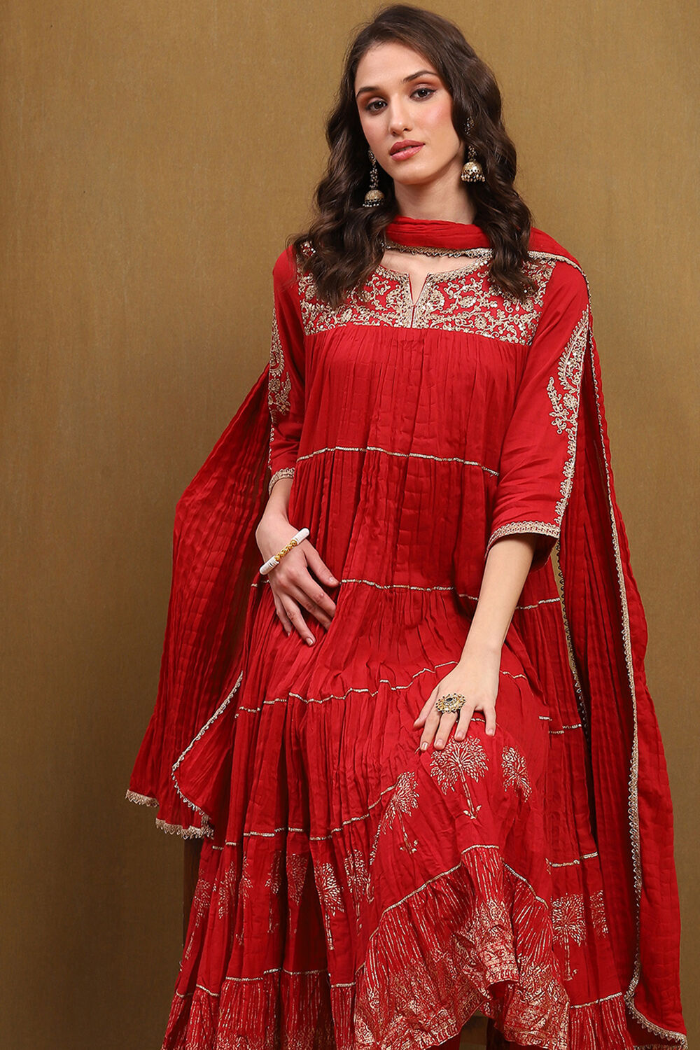 White Cotton Embroidered Tiered Anarkali Suit Set image number 7