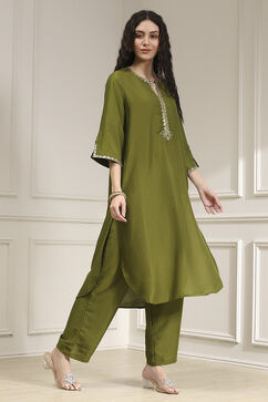 Olive Green Dyed Straight Kurta Set image number 5