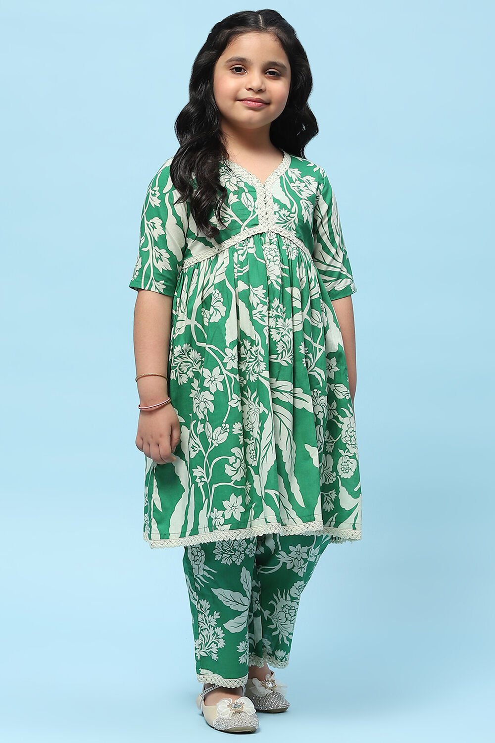 Green Cotton Floral Gathered Kurta and Palazzo Set image number 0