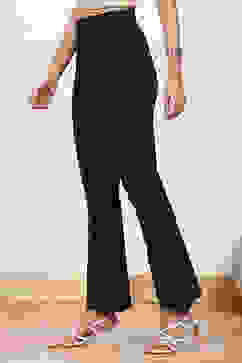 Black Solid Stretchable Bootcut Slim Fit Pants image number 2