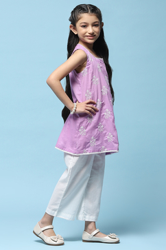 Purple Schiffli Cotton Kurta With Cropped Palazzo image number 5