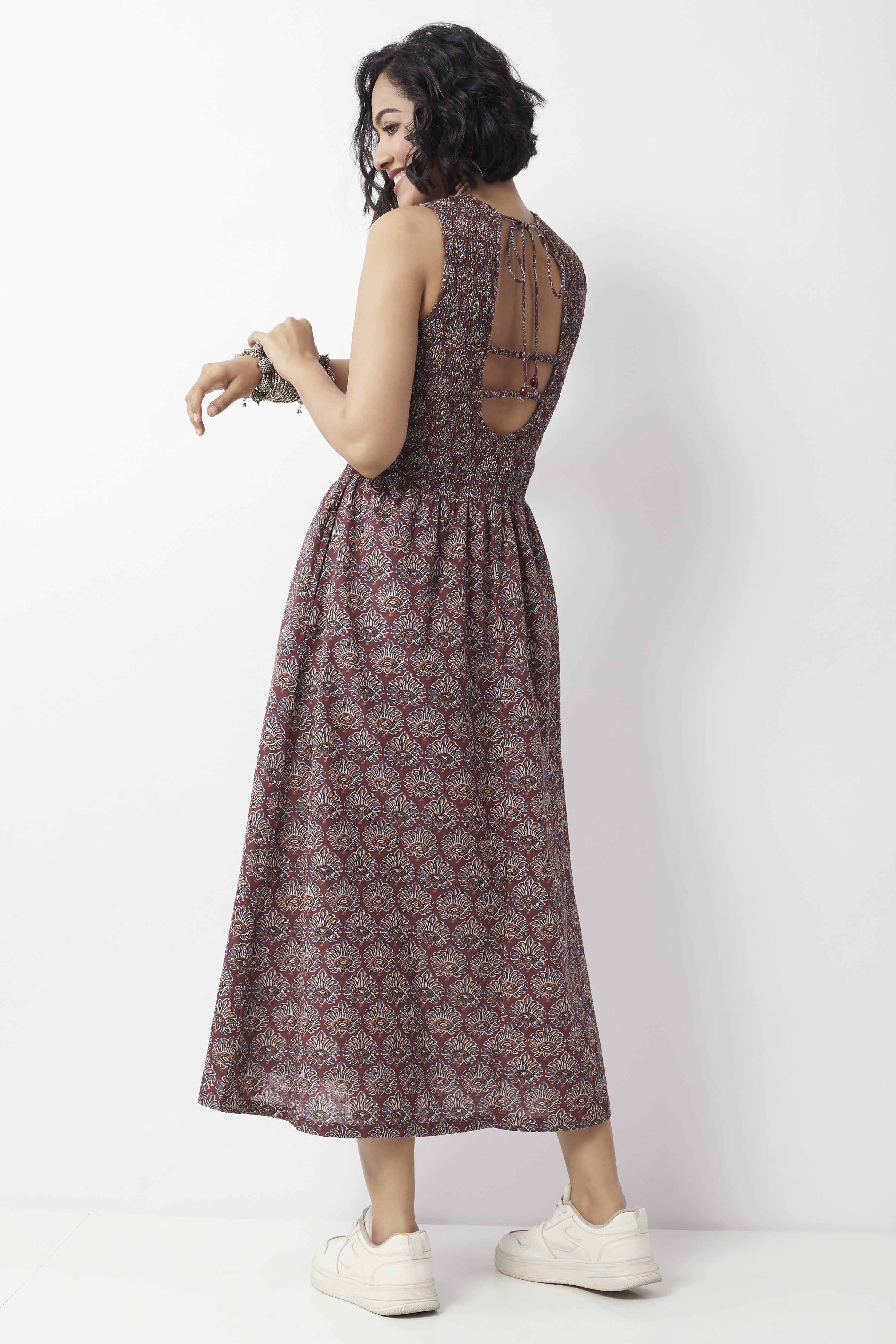 Maroon Cotton Printed Smocked Dress image number 5
