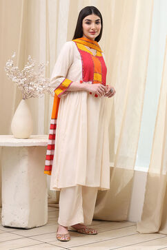 White Rayon Gathered Kurta Palazzo Suit Set image number 5