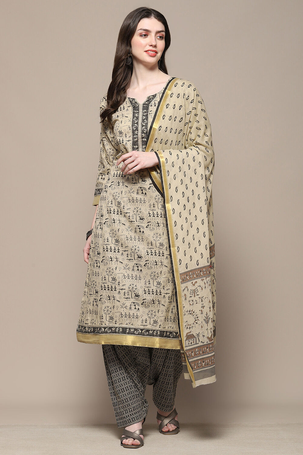 Grey Cotton Screen Printed Unstitched Suit Set image number 8