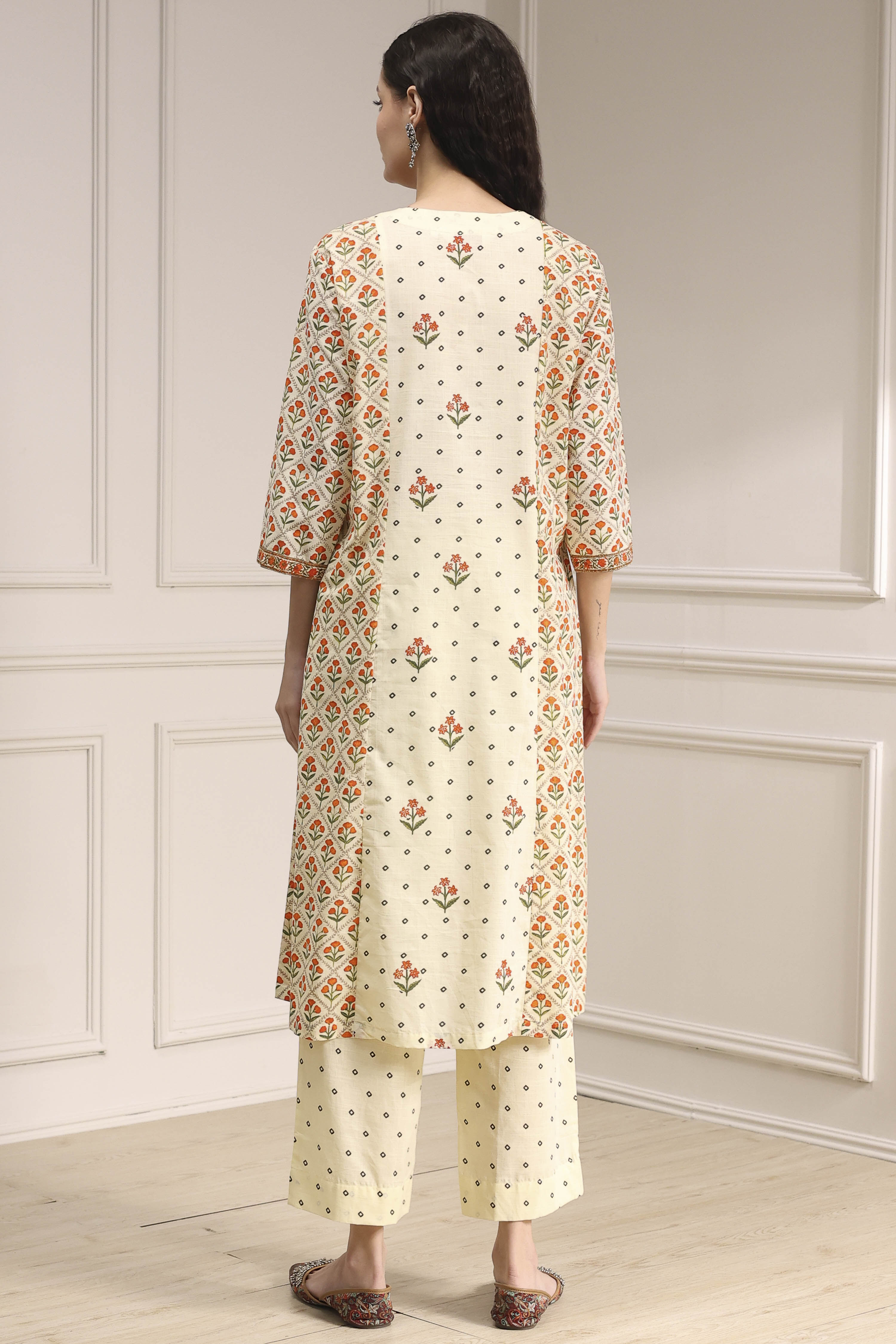 Beige Cotton Printed A-Line Suit Set image number 4