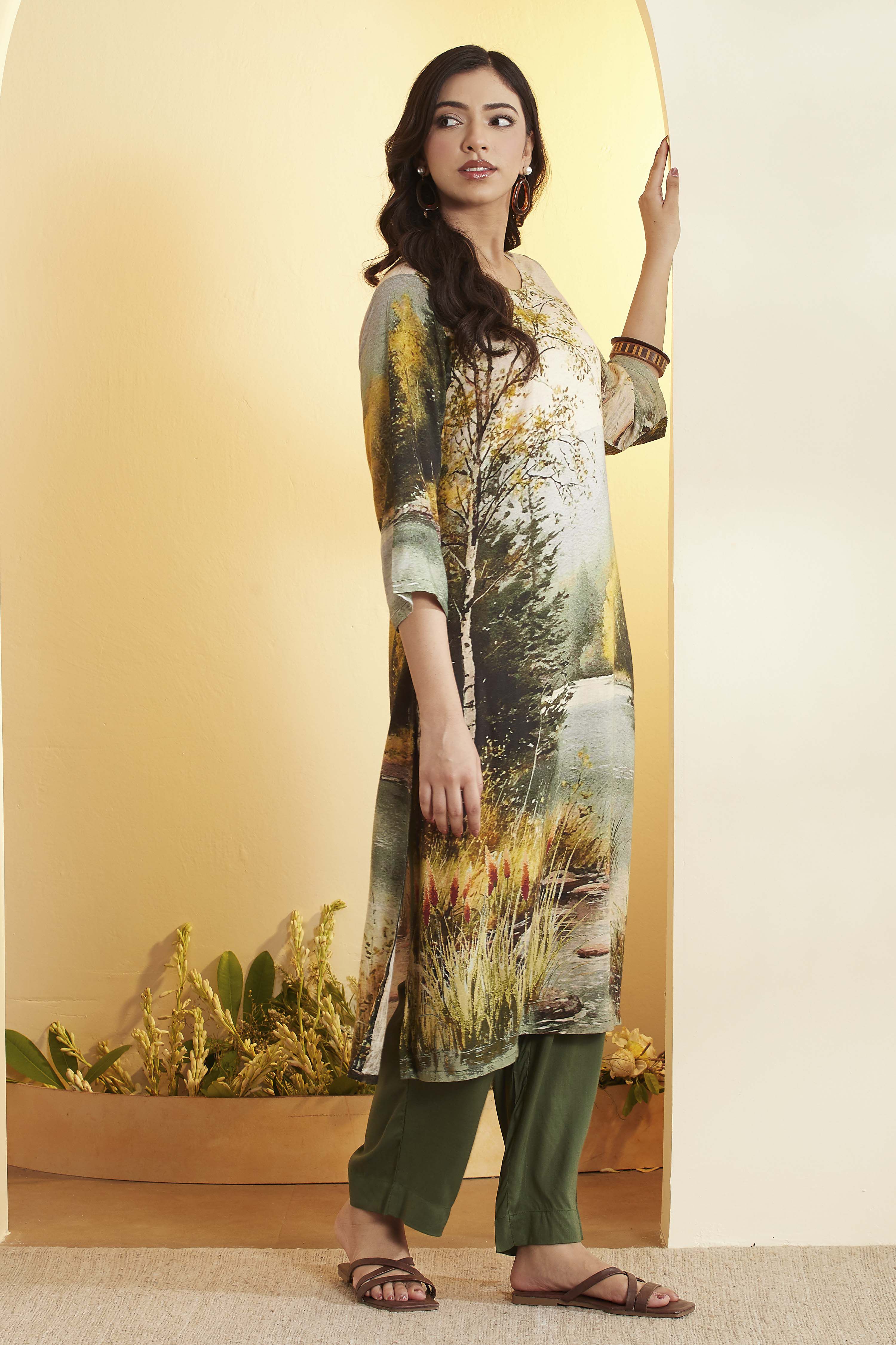 Beige Rayon Slub Straight Kurta Pants Set image number 4