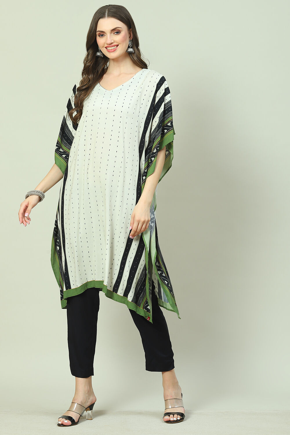 Mud Navy Rayaon Straight Kurta Regular Pant Suit Set image number 3