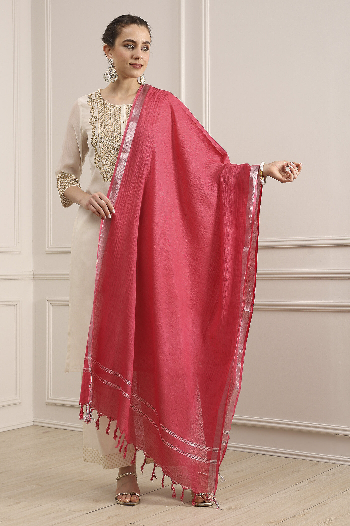 Pink Cotton Solid Dupatta image number 1