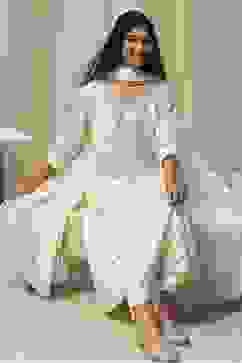 Off-White Cotton Printed Gathered Suit Set image number 0