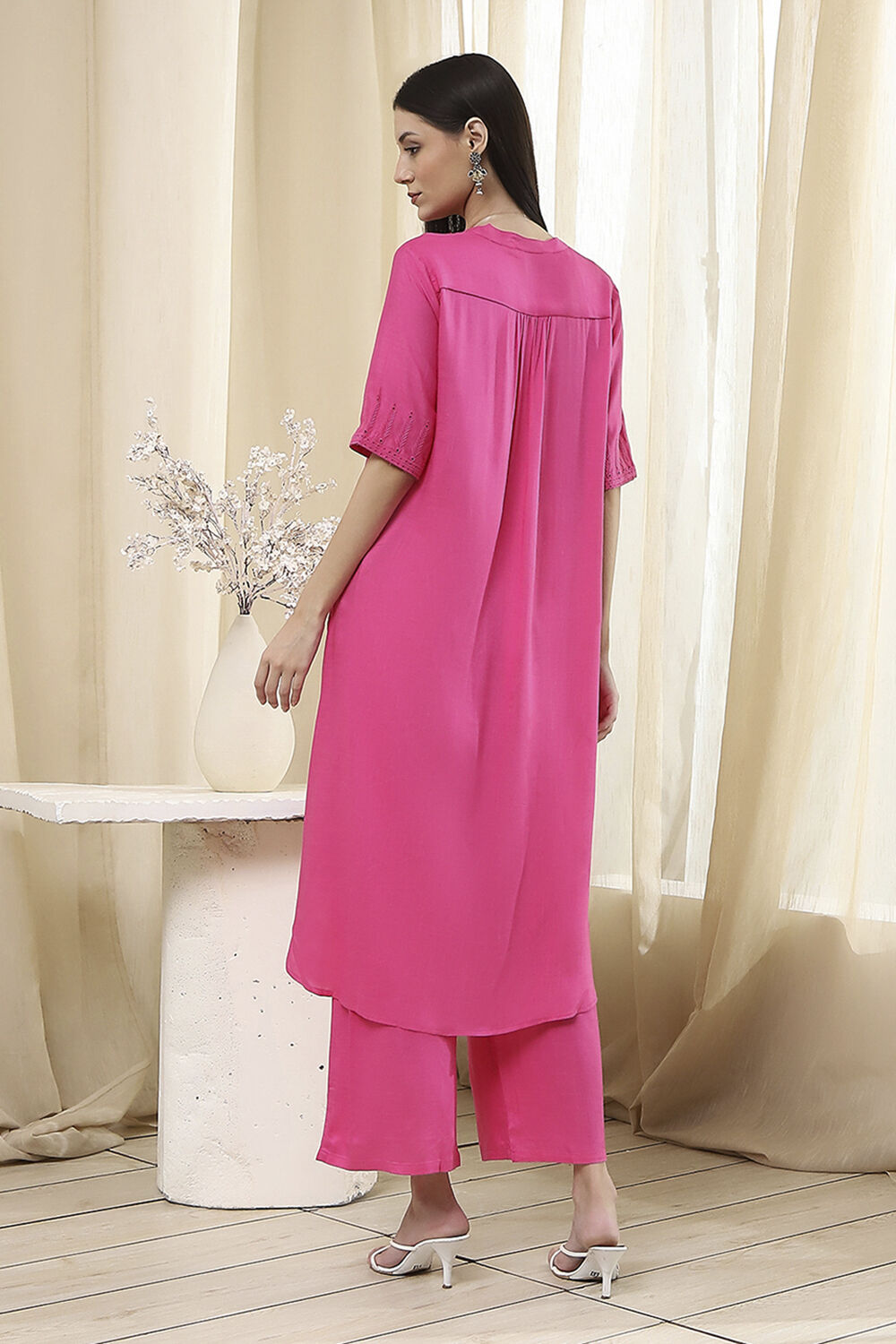 Blush Pink Straight Kurta Set image number 4