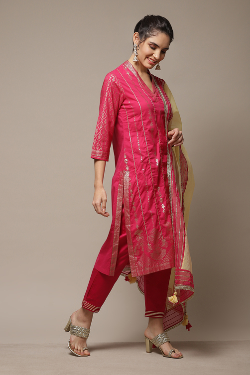 Fuchsia Cotton Straight Kurta Pants Suit Set image number 4
