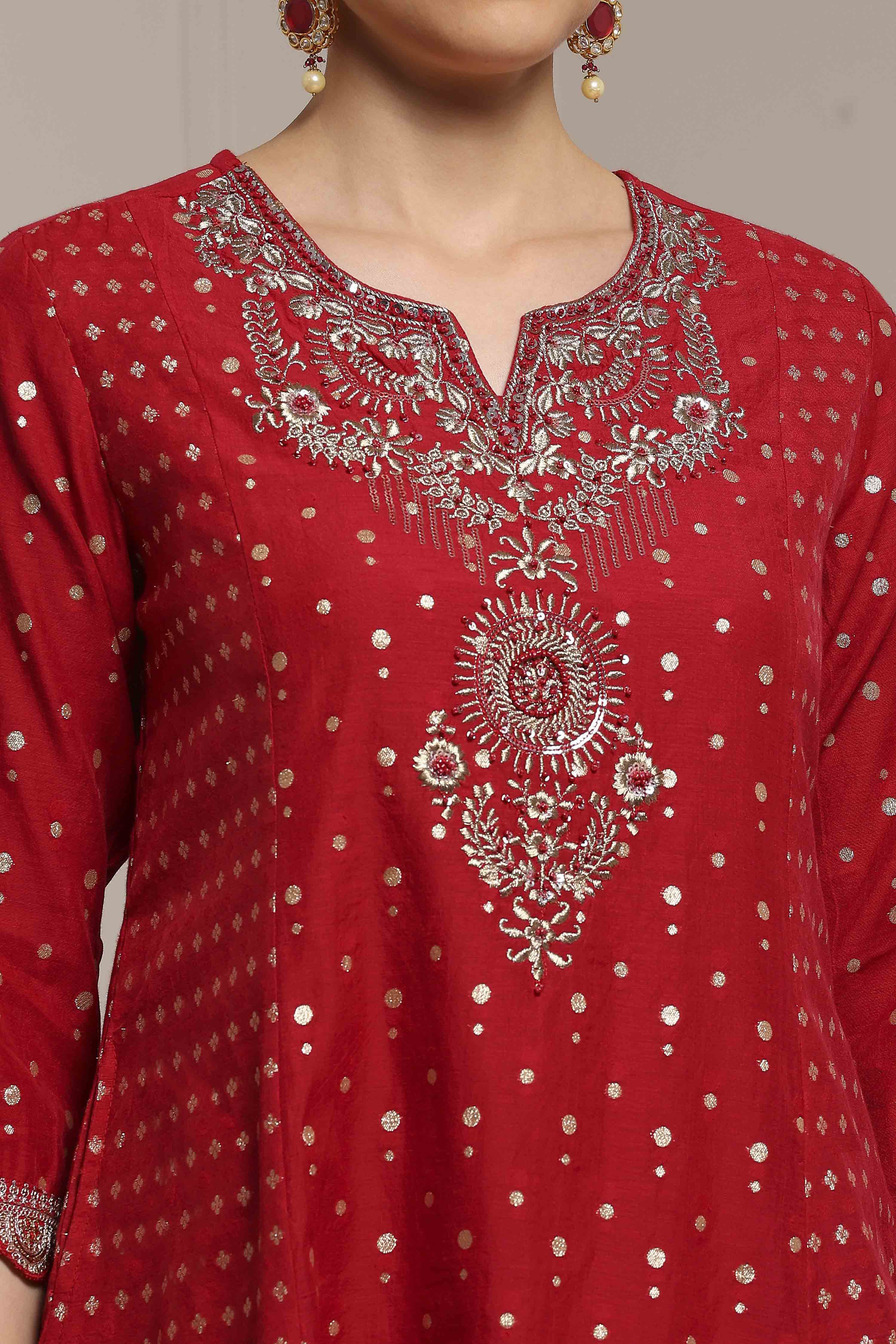 Red Cotton A-Line Yarndyed Suit Set image number 1