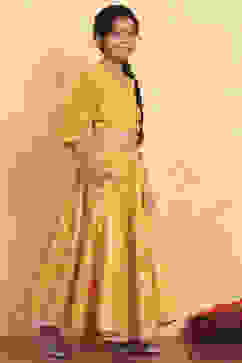 Yellow Polyester Blend Flared Lehenga Set image number 5