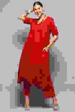 Burgundy Asymmetric Solid Kurta Set image number 0