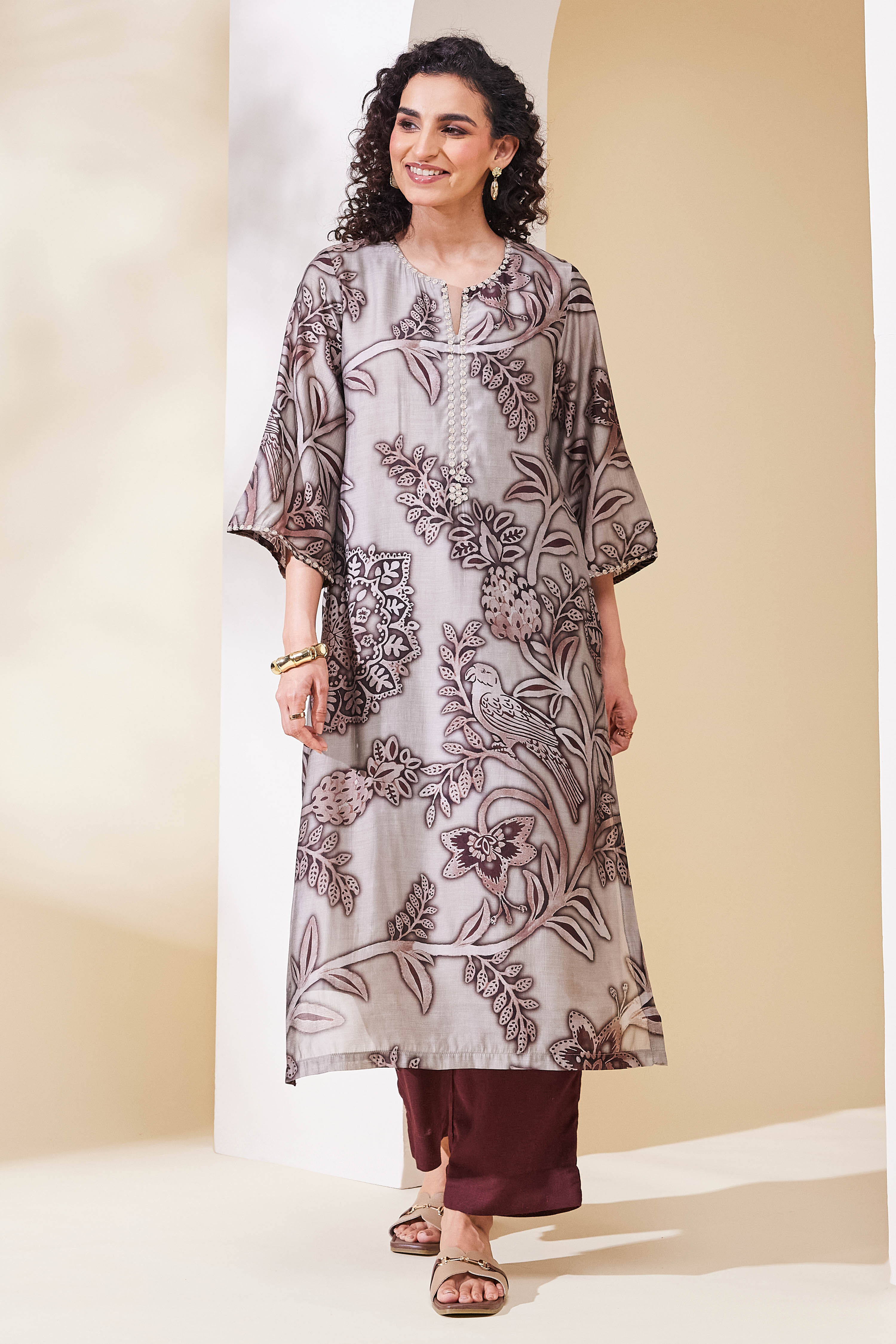 Brown Viscose Blend Straight Kurta Pants Set image number 6