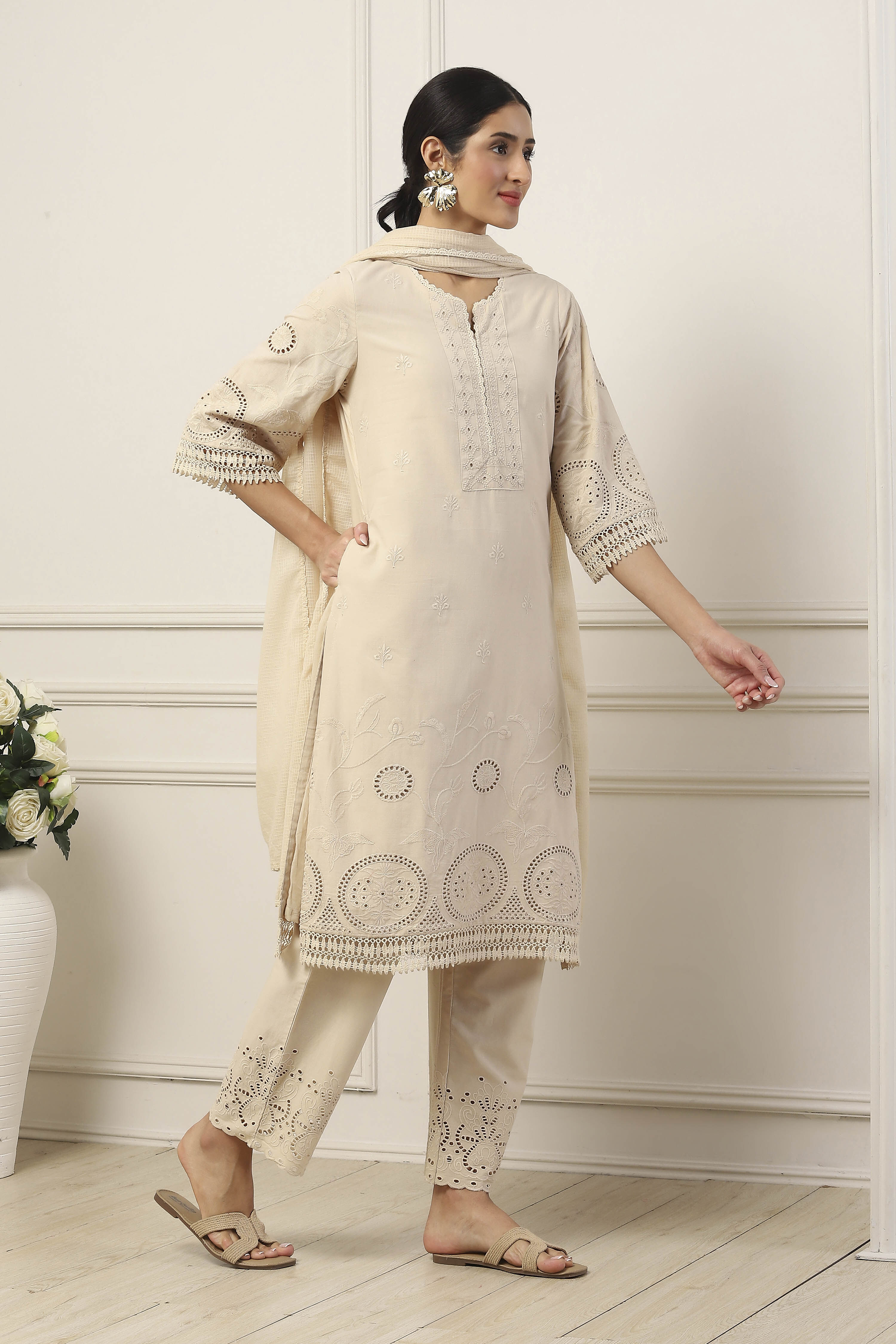 Beige Cotton All-Over Floral Straight Suit Set image number 5