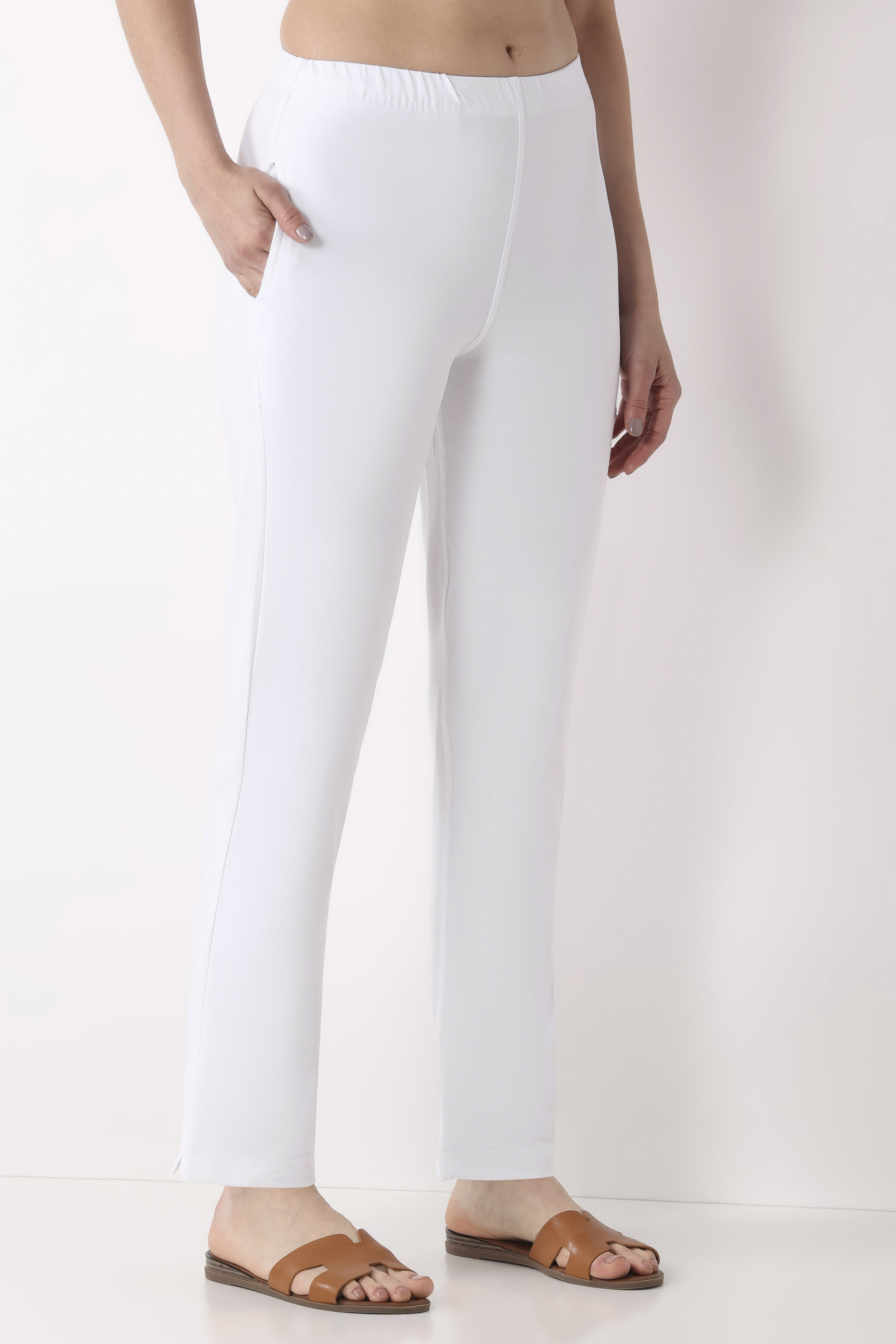 Black Cotton Lycra Fitted Pants image number 3