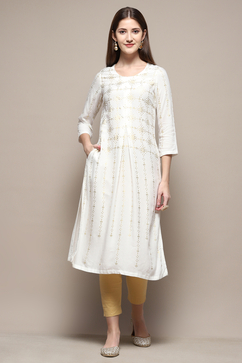 Off White Rayon Straight Kurta Pant 2 Piece Set image number 5