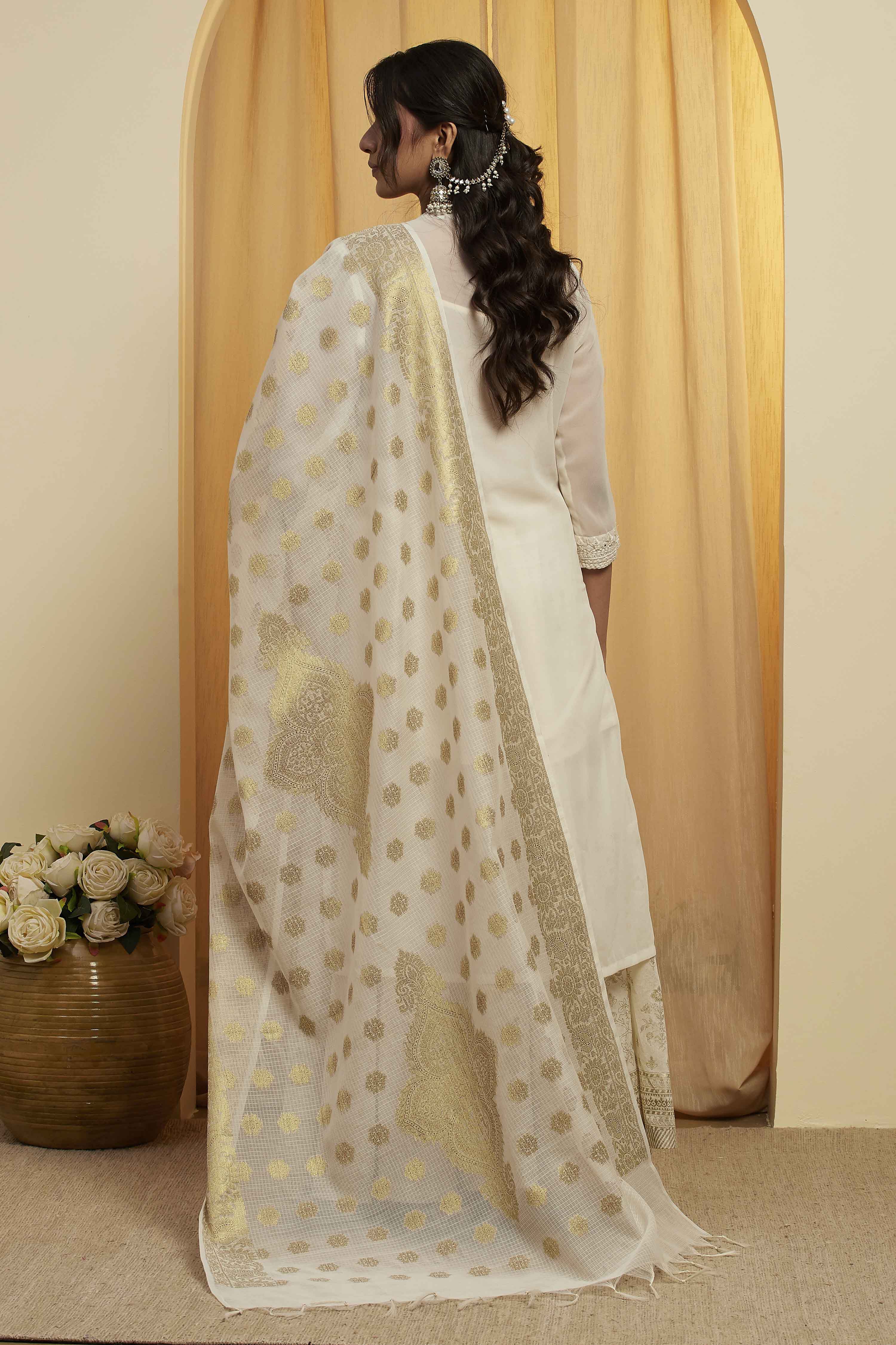Off White & Gold Toned Woven Motif Dupatta image number 3