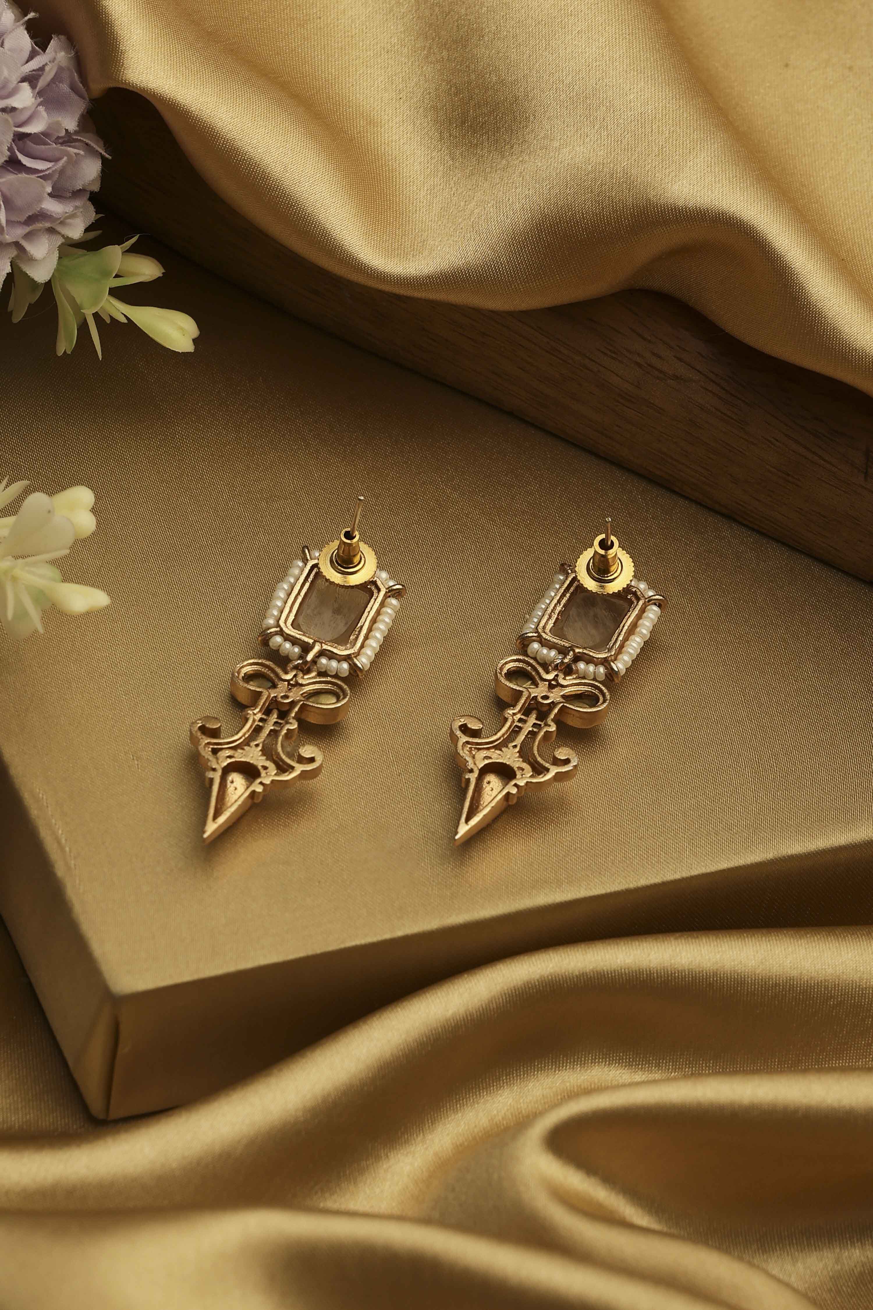 Gold Embellished Earrings image number 2