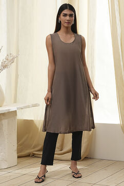 Grey Printed Pleated A-Line Kurta image number 6