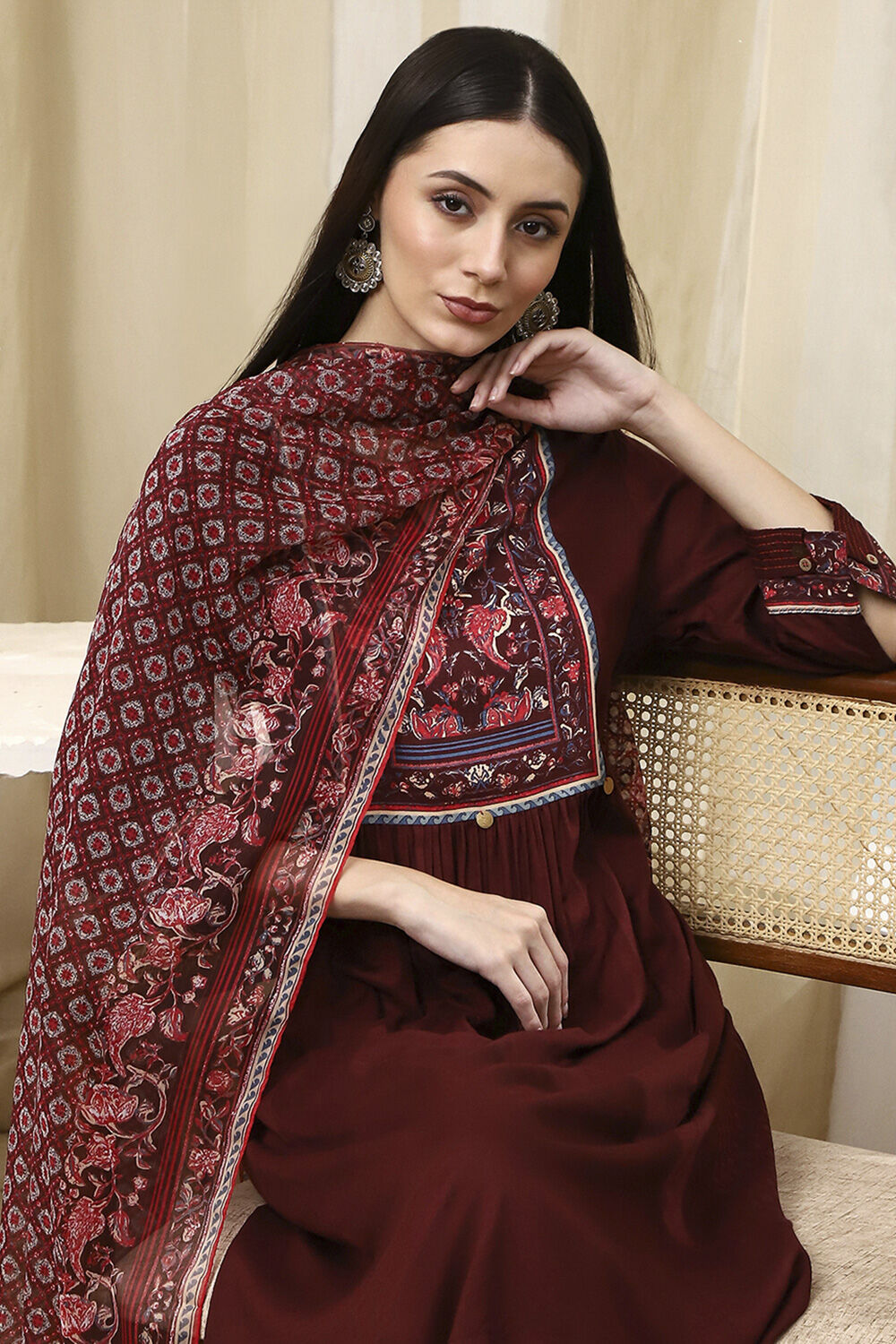 Plum Solid Gathered Straight Suit Set image number 7