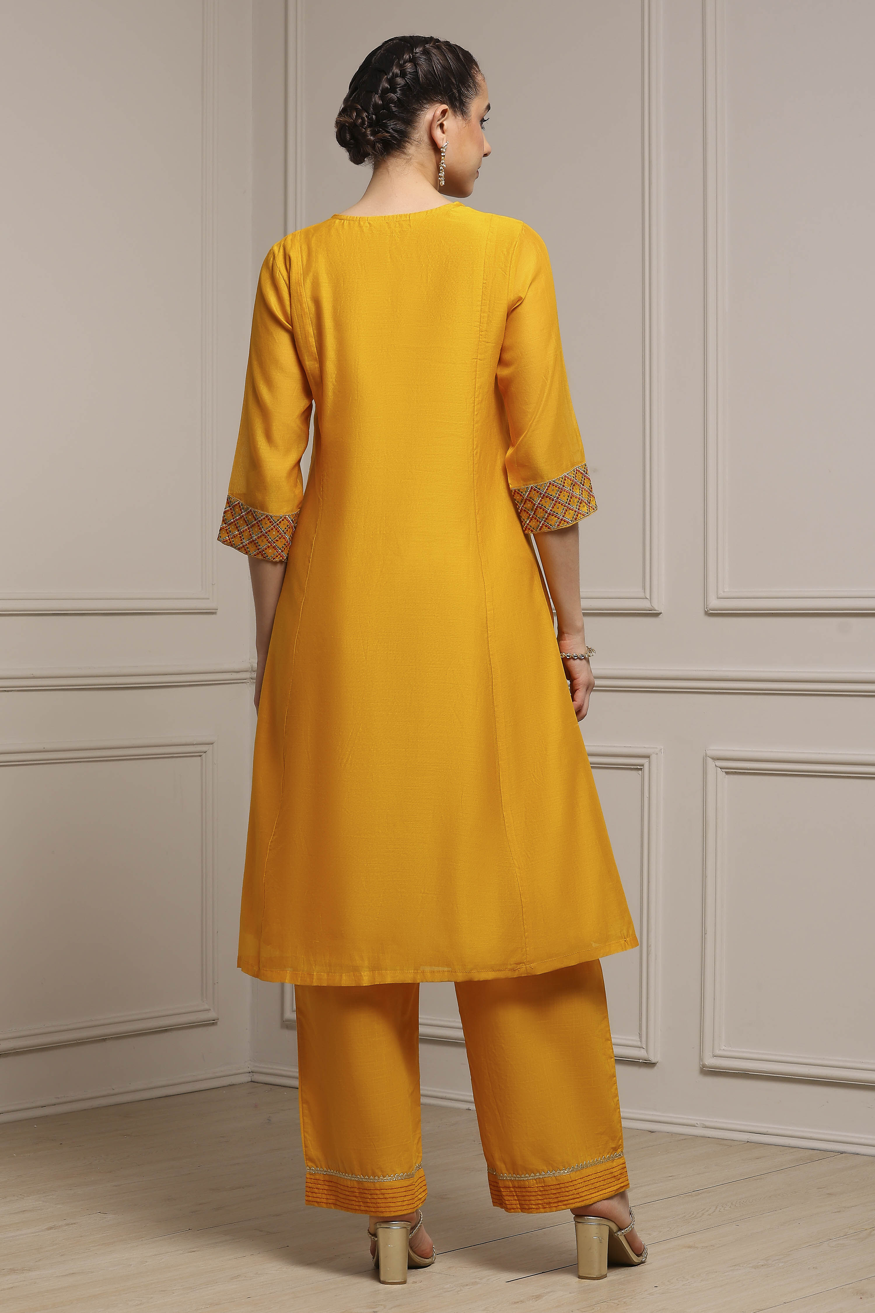 Yellow Viscose Rayon A-Line Solid Suit Set image number 4