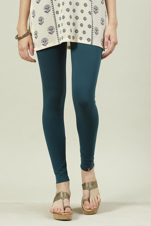 Black Cotton Blend Solid Leggings image number 3