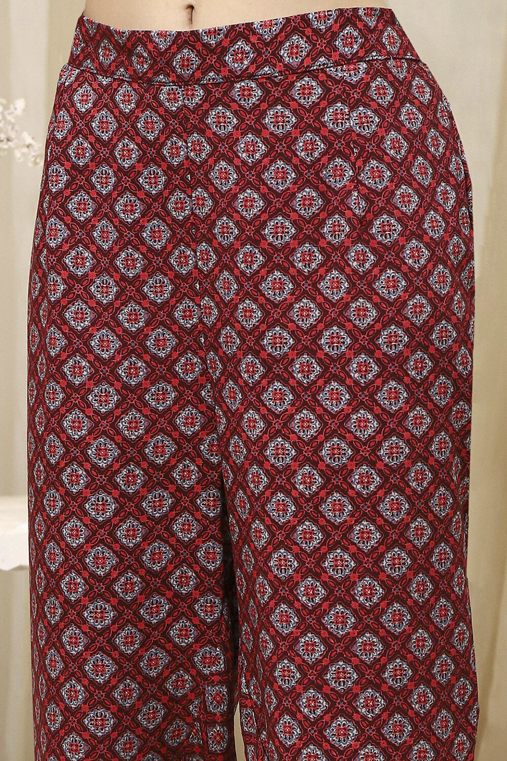 Plum Solid Gathered Straight Suit Set image number 2