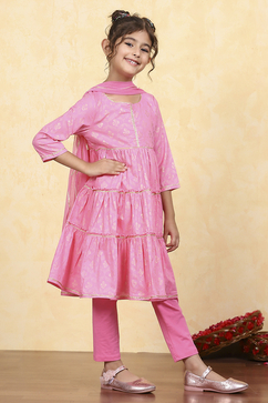 Light Pink Cotton Tiered Printed Kurta Churidar Set image number 5