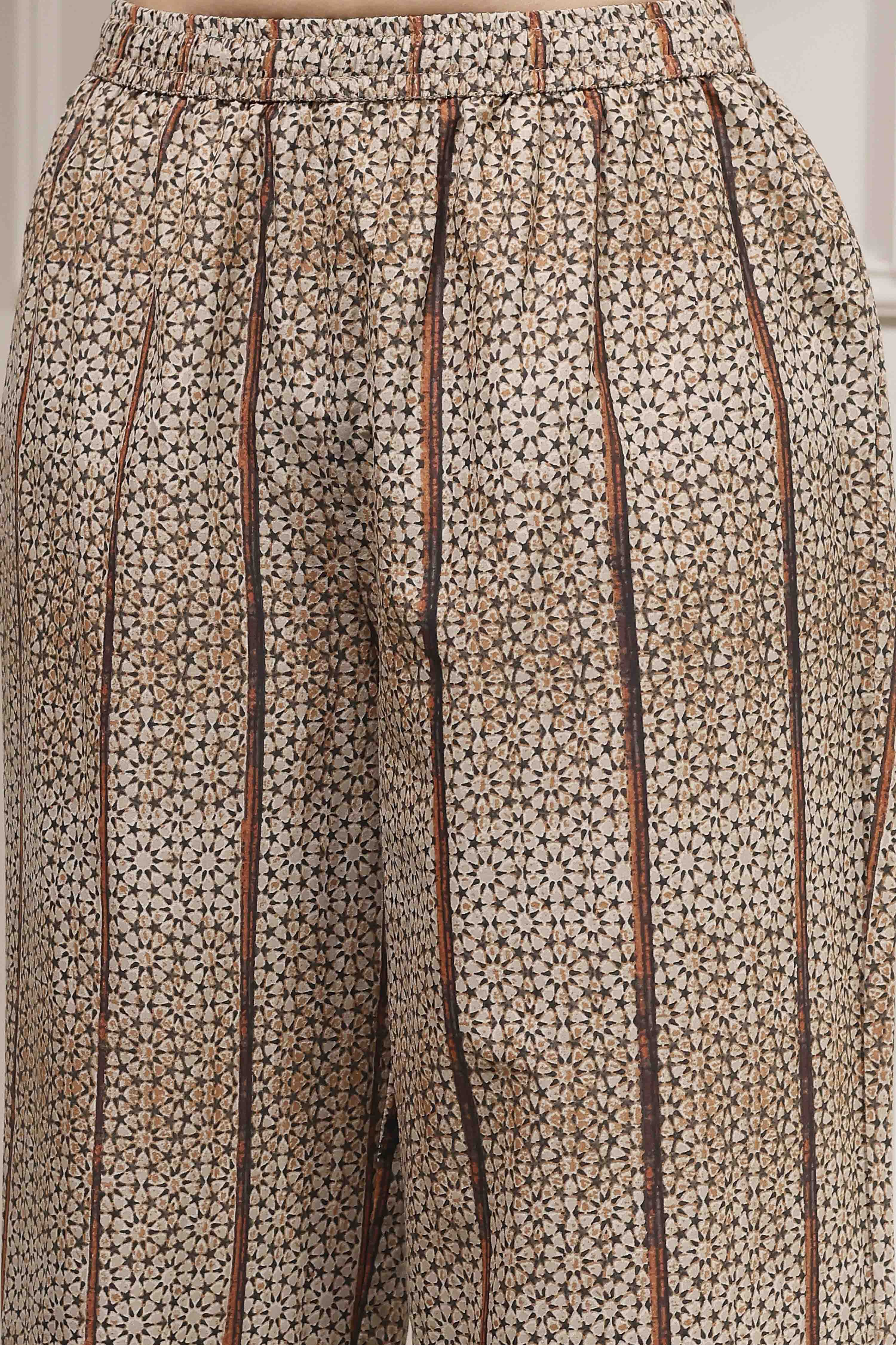 Brown Cotton Printed Straight Suit Set image number 2