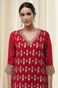 Red Embroidered Straight Suit Set image number 1
