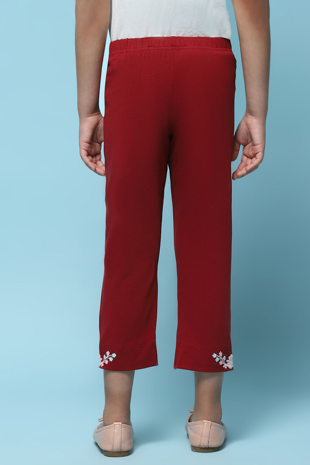 Fuchsia Cotton Lycra Regular Fit Capri image number 5