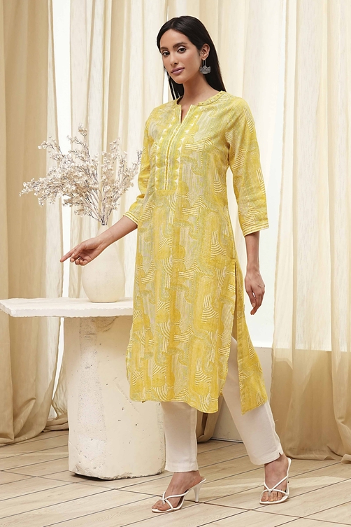 Yellow Cotton Printed Straight Kurta image number 2