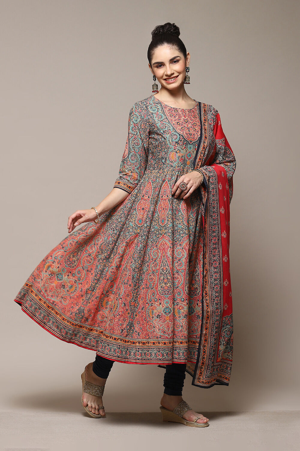 Red Cotton Anarkali Kurta Churidar Suit Set image number 6